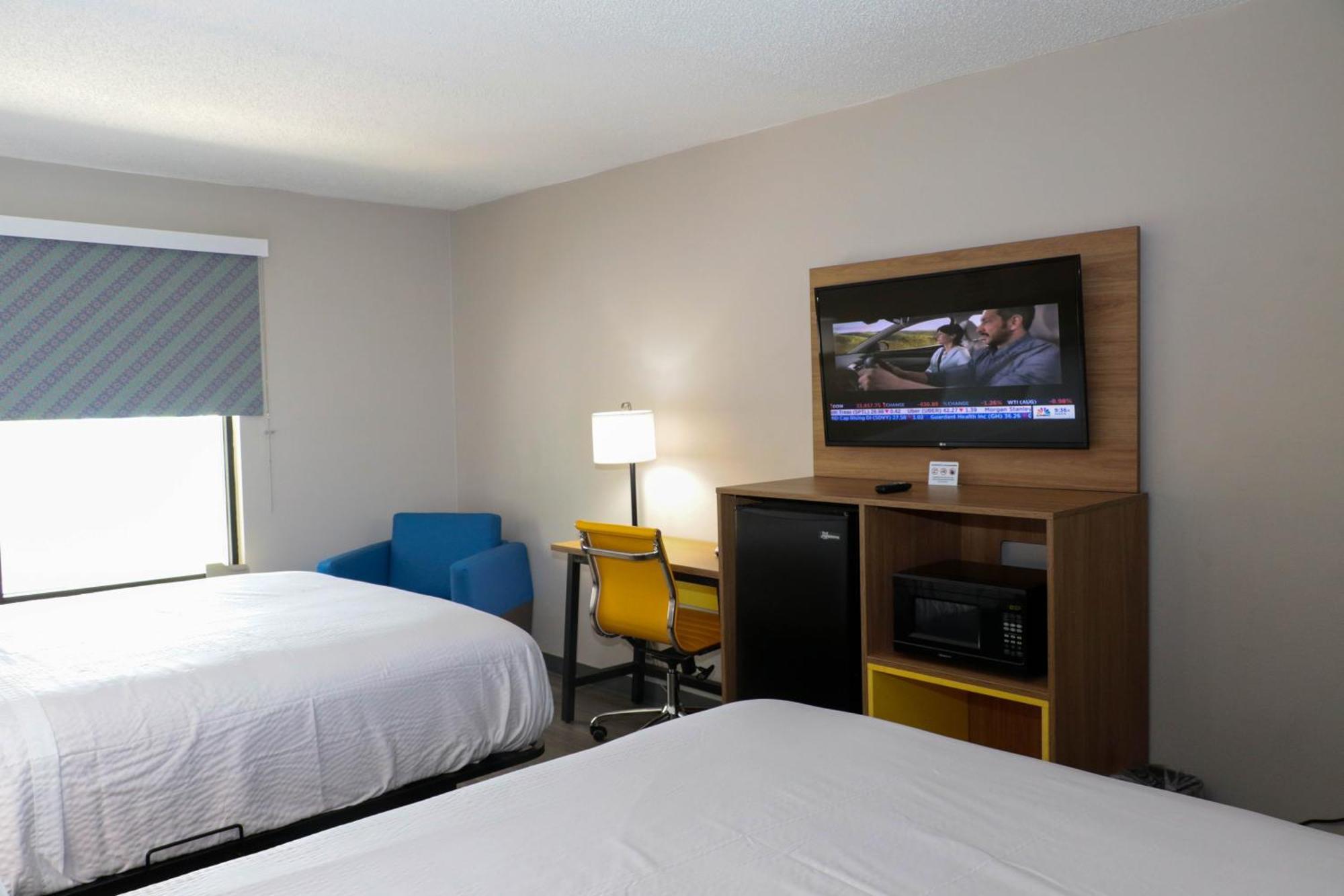 Days Inn By Wyndham Фармвилл Экстерьер фото